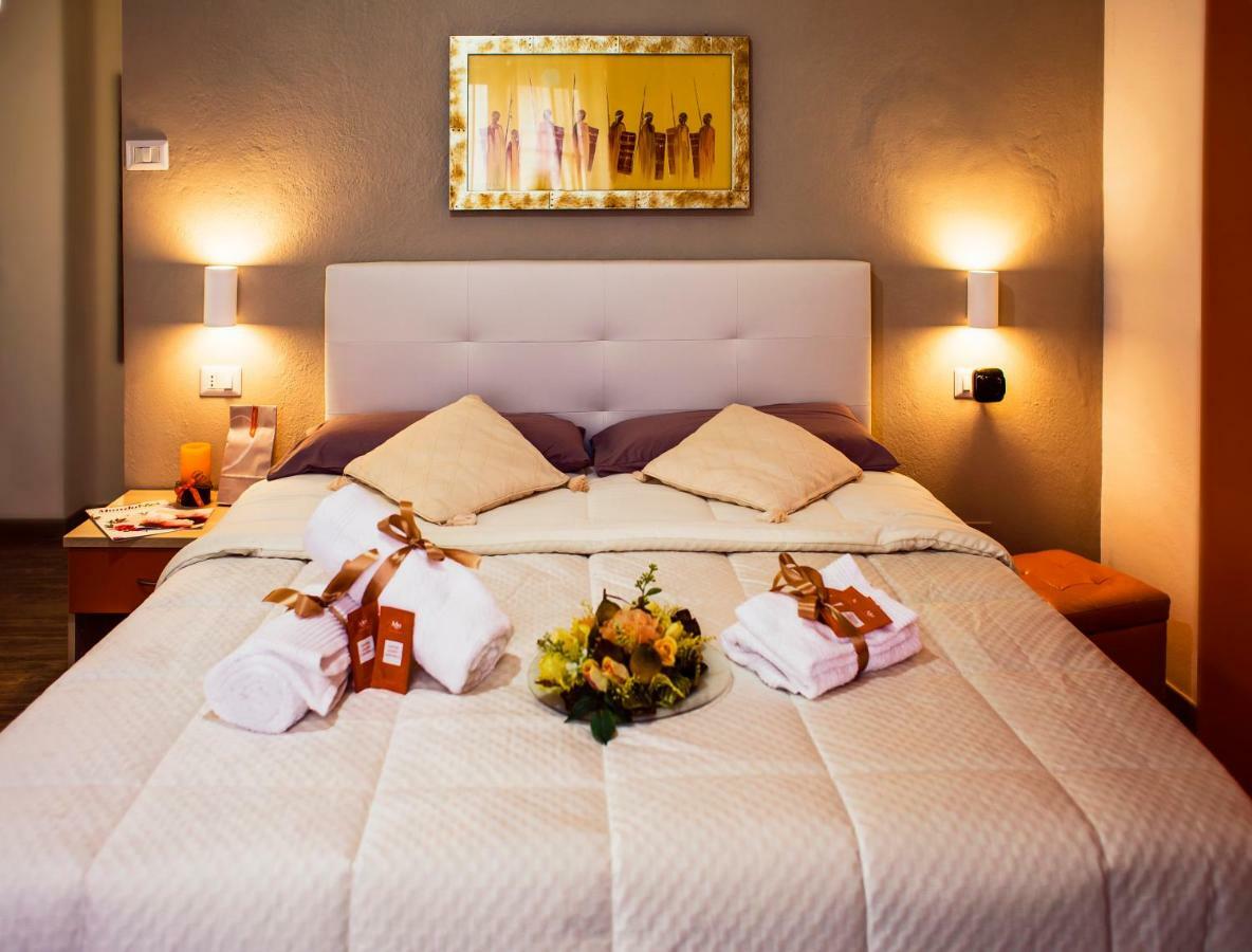 Sweet Rooms Кальярі Екстер'єр фото